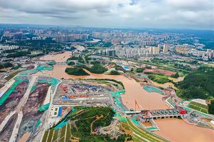 詹姆斯谈自律：高中朋友们上大学后邀我参加派对 但我都没有去